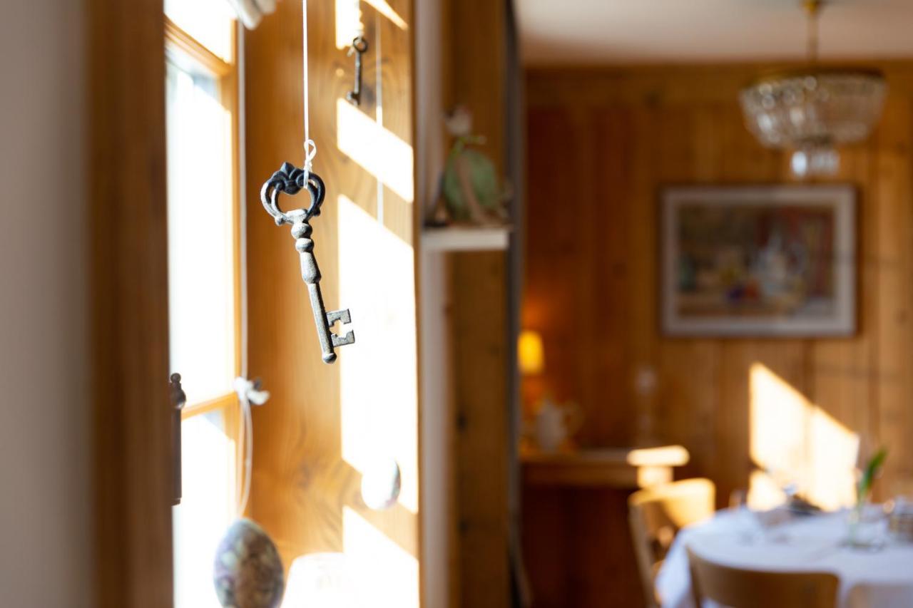 Gasthof Zum Schluessel La Meridienne Fribourg Sa Ueberstorf Ngoại thất bức ảnh